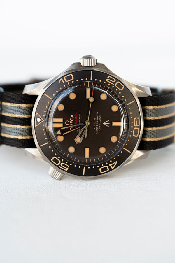 Omega Seamaster 007 Edition - obrazek 4